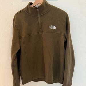 The North Face Men's Olive Half-Zip Fleece Pullover
